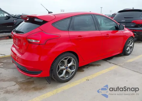 2016 Ford Focus St from USA, damaged, VIN 1FADP3L94GL351050